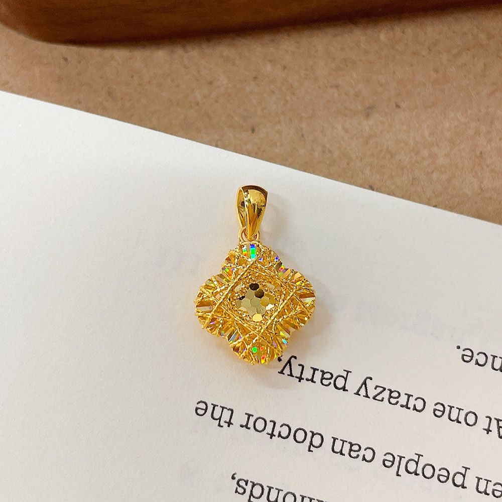 足金999 5G黄金半空心CNC炫彩金鱼鳞四叶草吊坠(不含链)